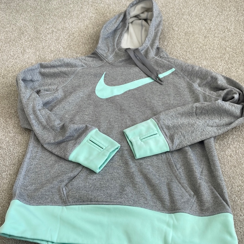 Nike sweatshirt